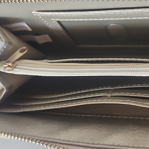 NWOT. NY&C Clutch/ Wallet. - Picture 11 of 13